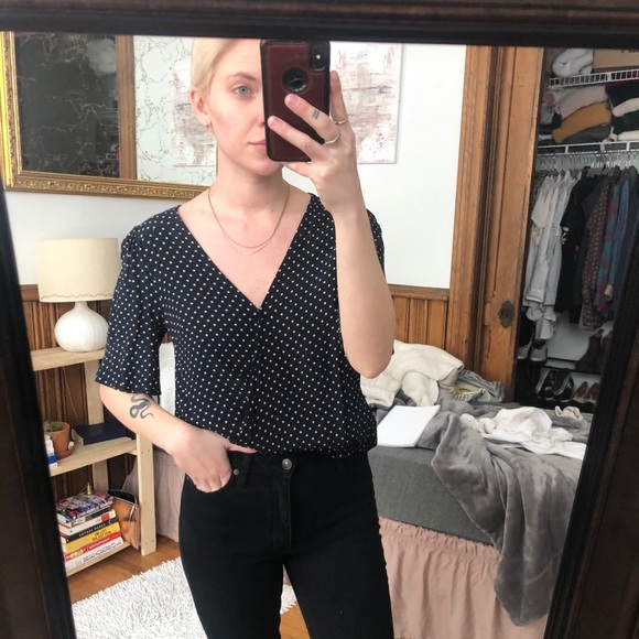 Sanctuary flutter sleeve polka dot blouse - Picture 11 of 15